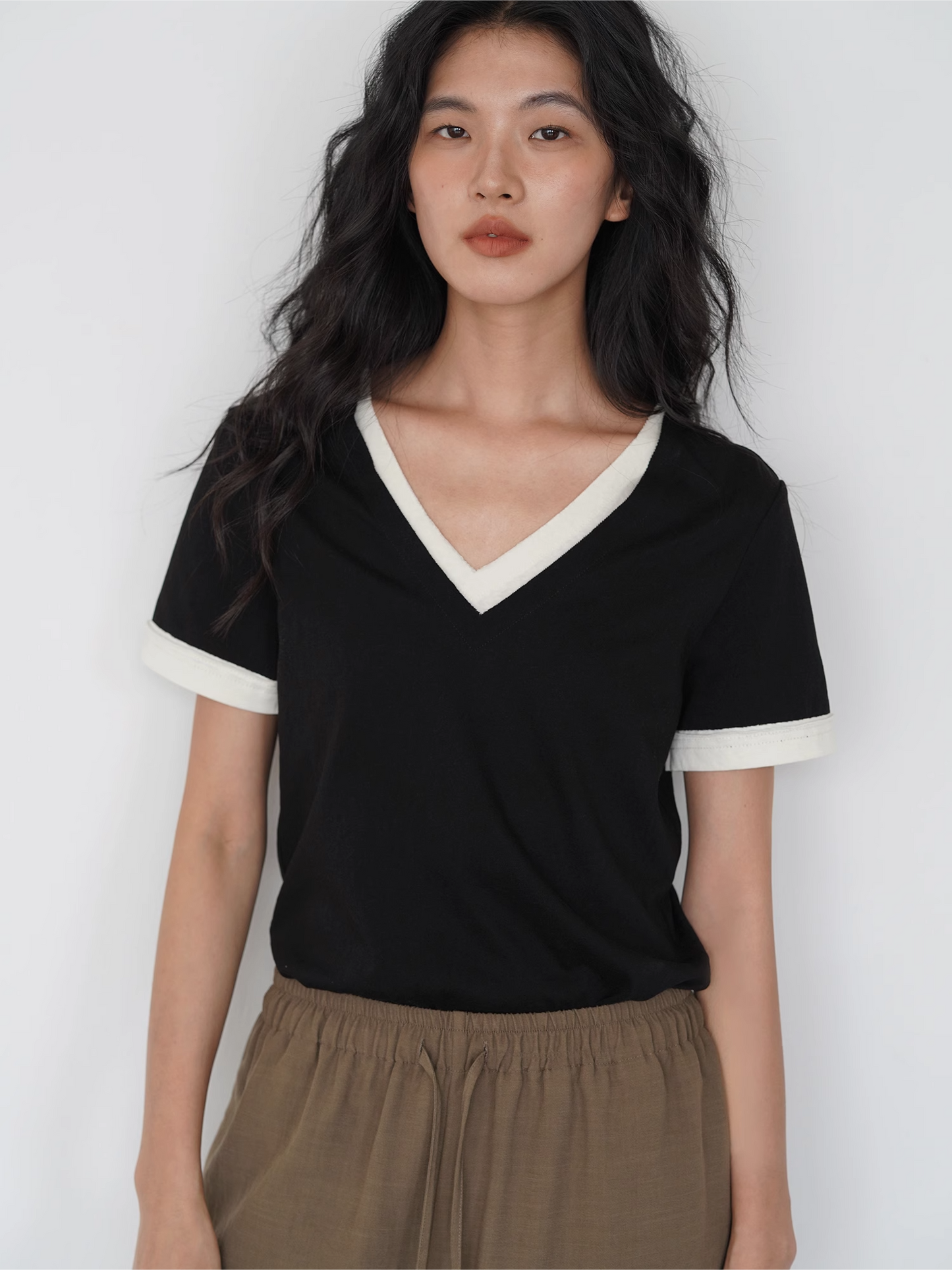 VネックバイカラーTシャツ 2095