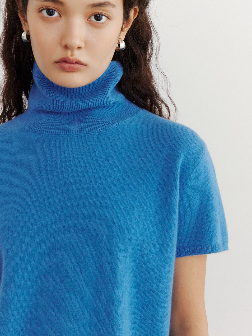 HALF-SLEEVE TURTLENECK KNIT 2126