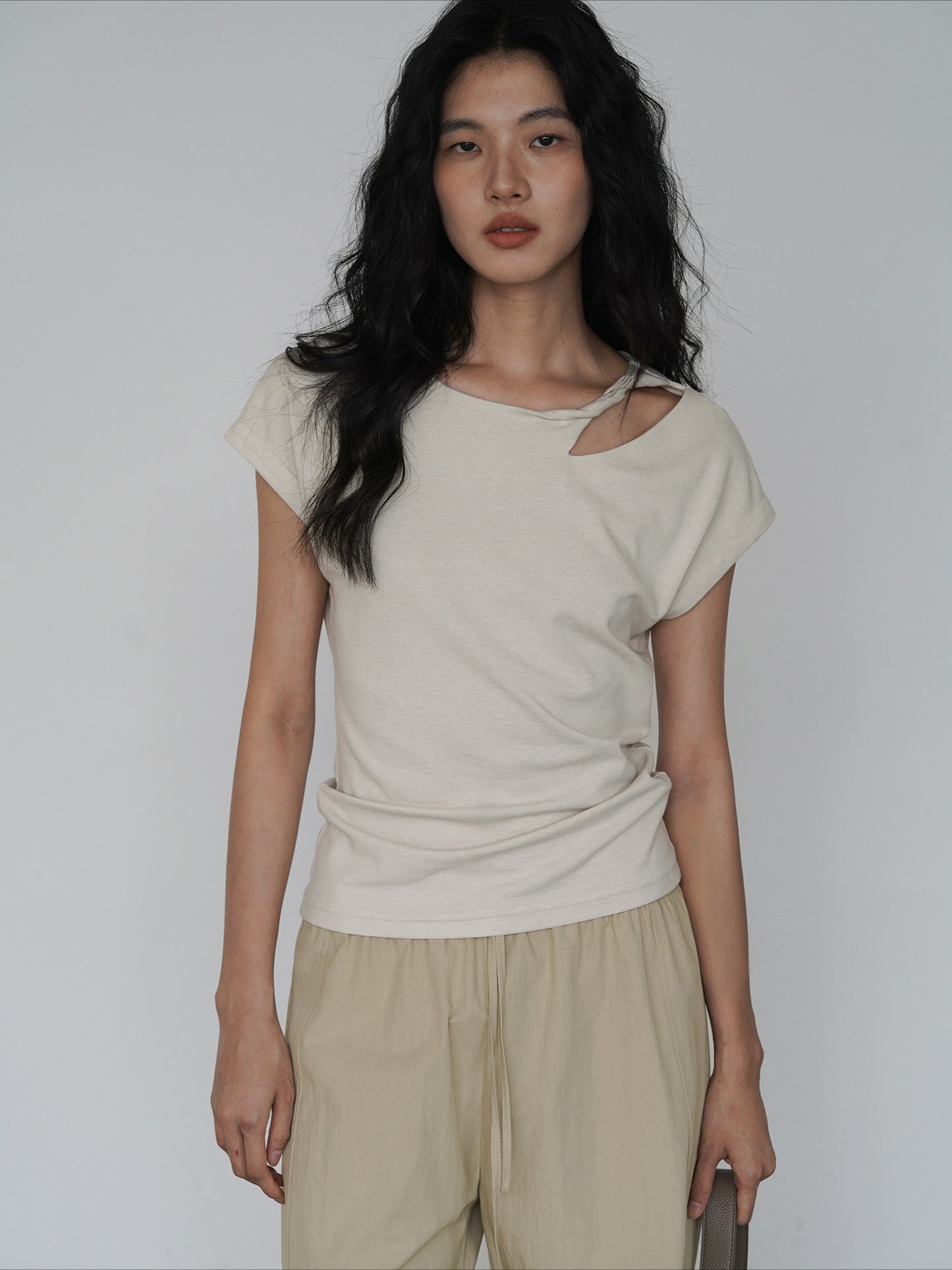 ショルダーラウンドネックデザインTシャツ 2075