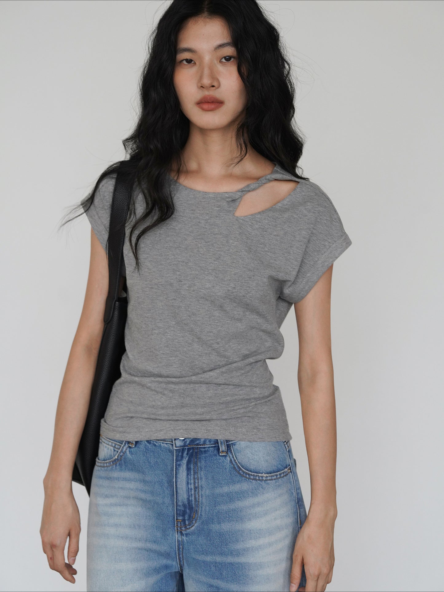 ショルダーラウンドネックデザインTシャツ 2075
