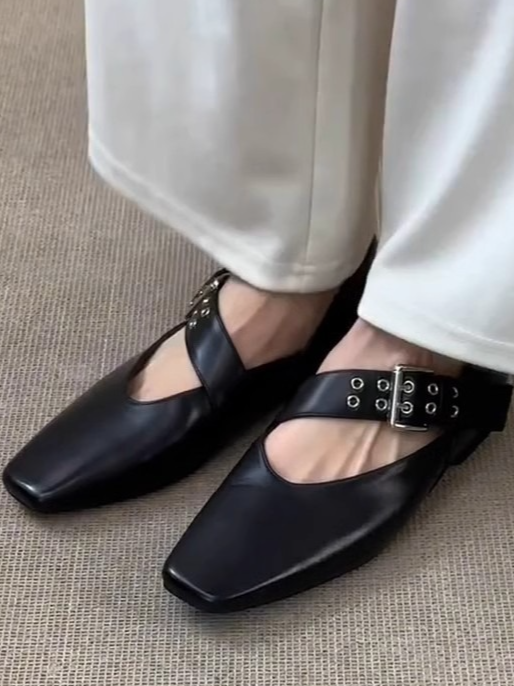 ベルトフラットパンプス 2152