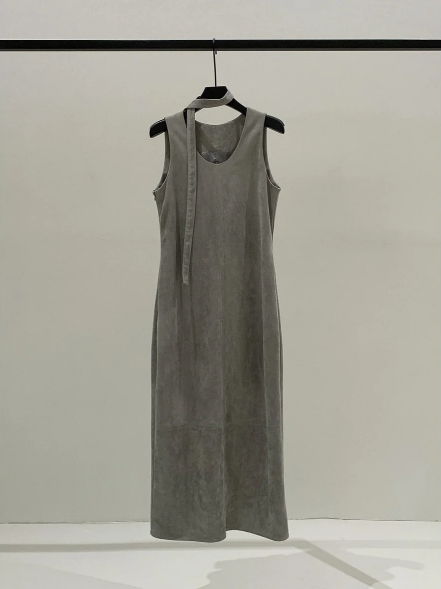 SUEDE TIE-NECK SLEEVELESS ONEPIECE 2125