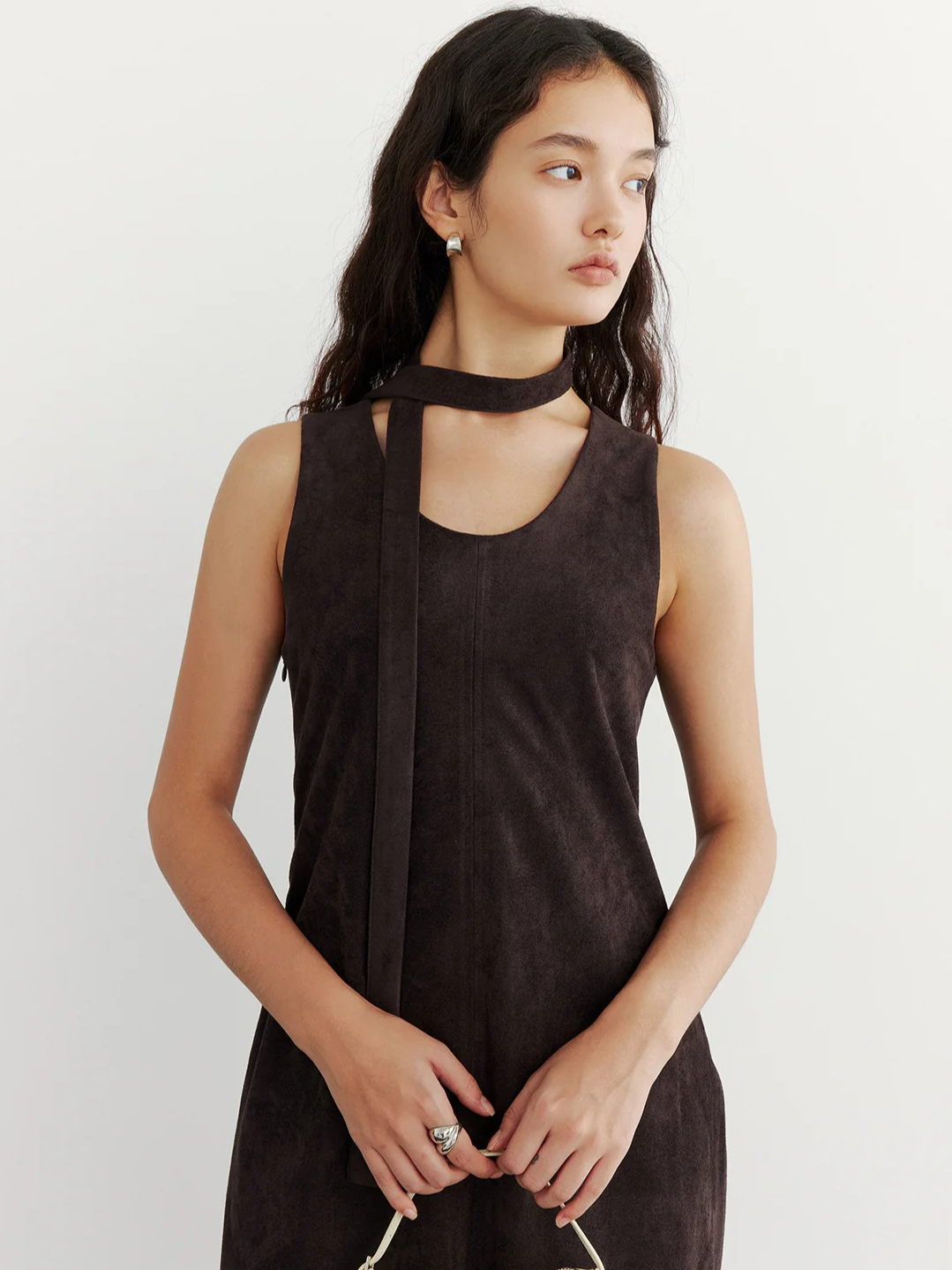 SUEDE TIE-NECK SLEEVELESS ONEPIECE 2125