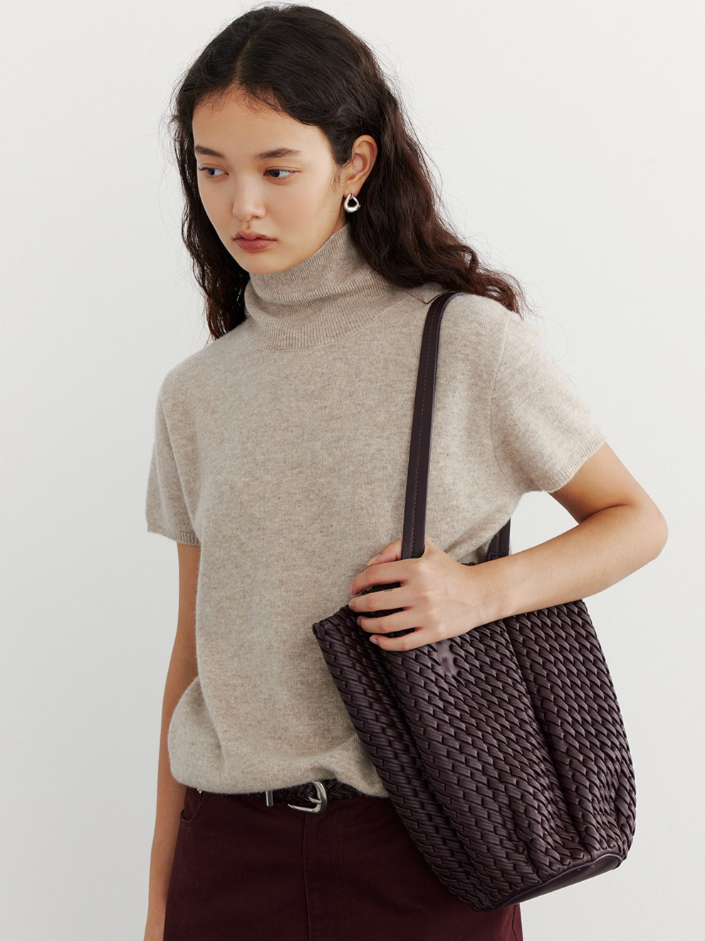HALF-SLEEVE TURTLENECK KNIT 2126