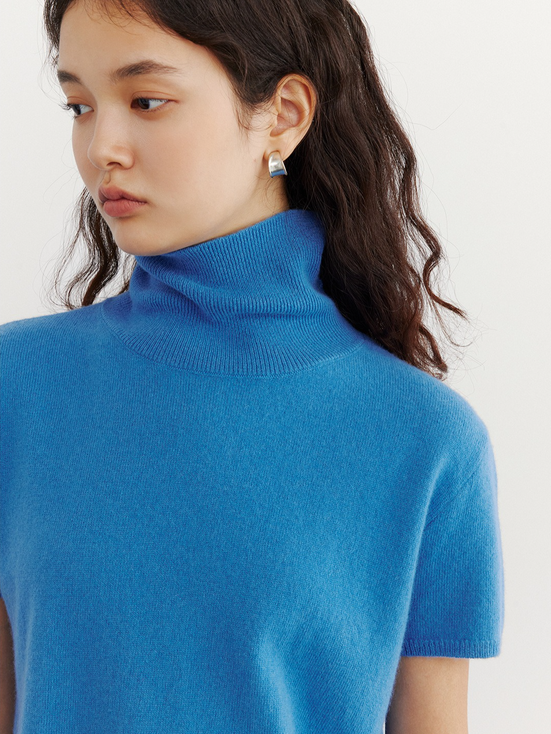 HALF-SLEEVE TURTLENECK KNIT 2126
