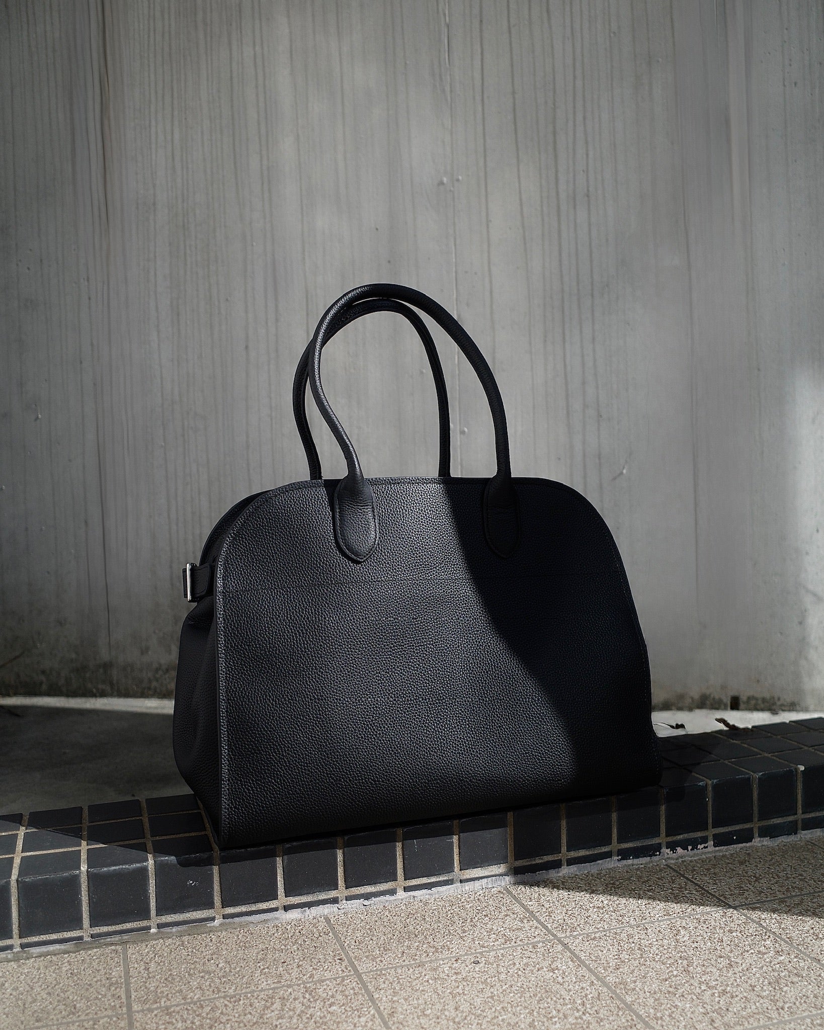 【専用】【gypsophia】牛側ベルトボストンバッグ(ラージ) 予約商品】ベルトボストンバッグ(ラージ) 1425 ※12月中旬順次発送