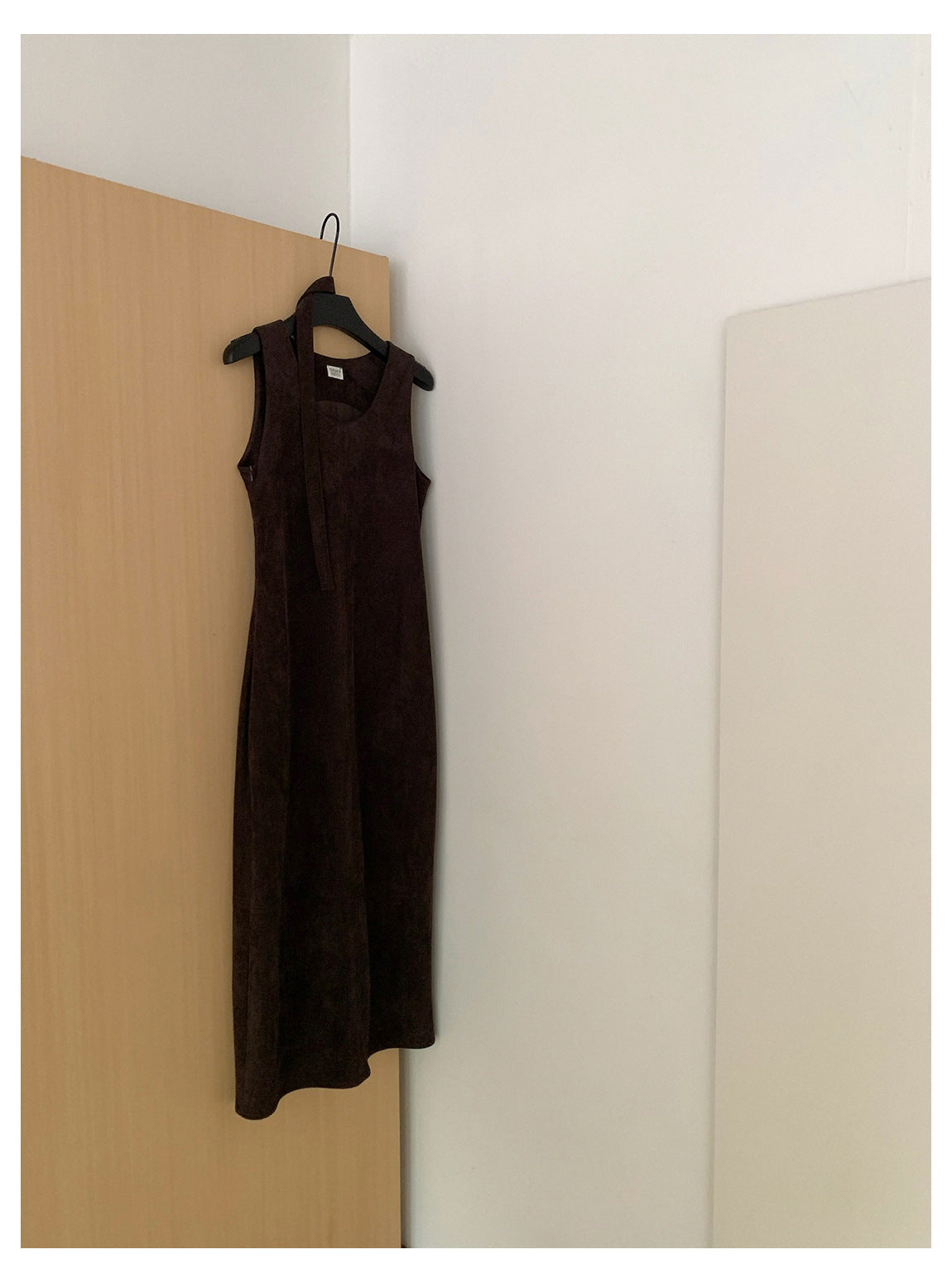 SUEDE TIE-NECK SLEEVELESS ONEPIECE 2125