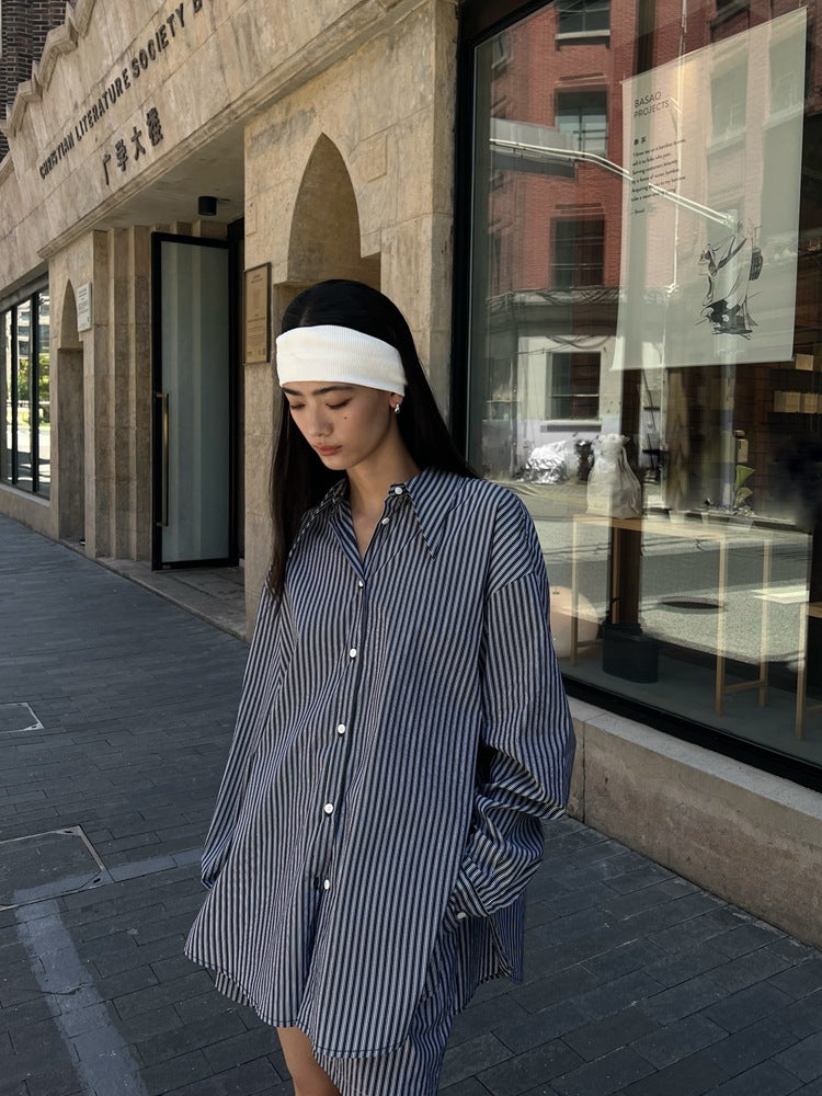【LOOKBOOK ITEM】シルキードロップショルダーストライプシャツ 1689