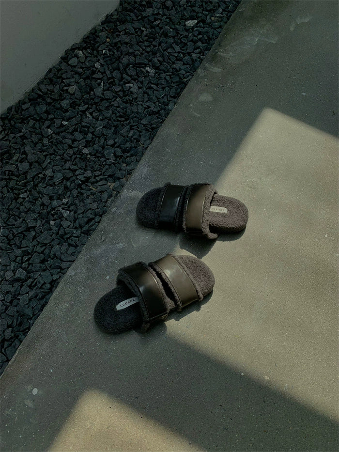 ダブルストラップボアサンダル 1161
