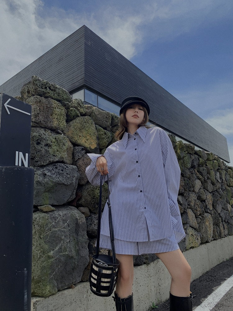 【LOOKBOOK ITEM】シルキードロップショルダーストライプシャツ 1689