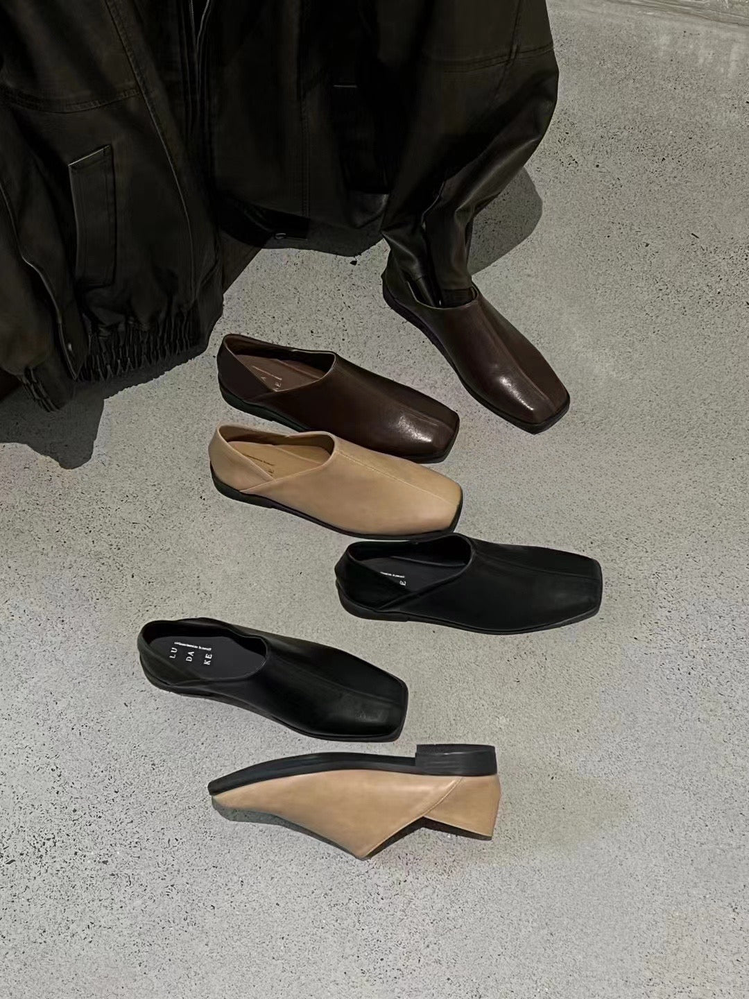 スクエアトゥ2WAYフラットパンプス 1763 – gypsophila