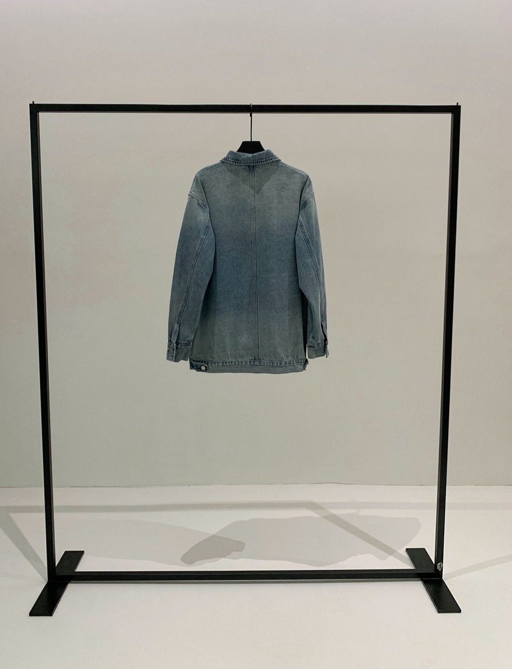 VINTAGE LOOK DENIM JACKET 2123
