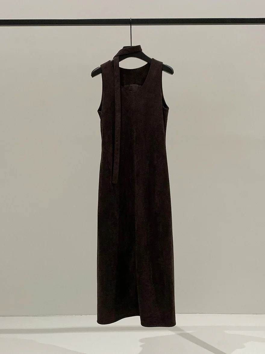 SUEDE TIE-NECK SLEEVELESS ONEPIECE 2125
