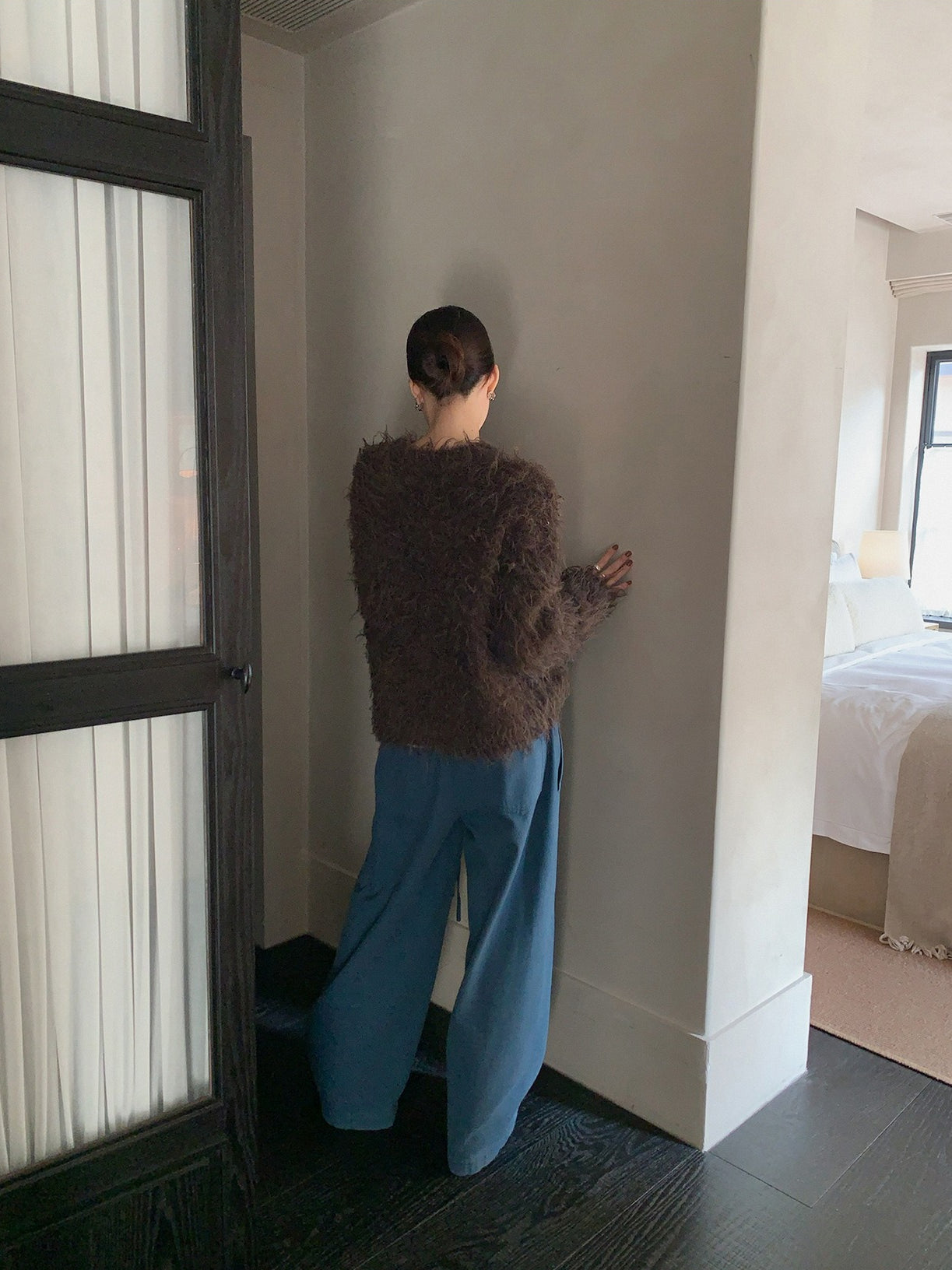 SHAGGY CREW KNIT 2499