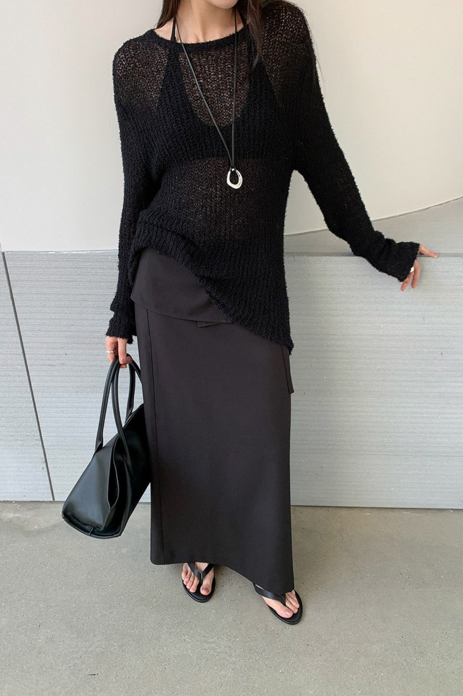 LOOSE ROUND NECK KNIT 2319