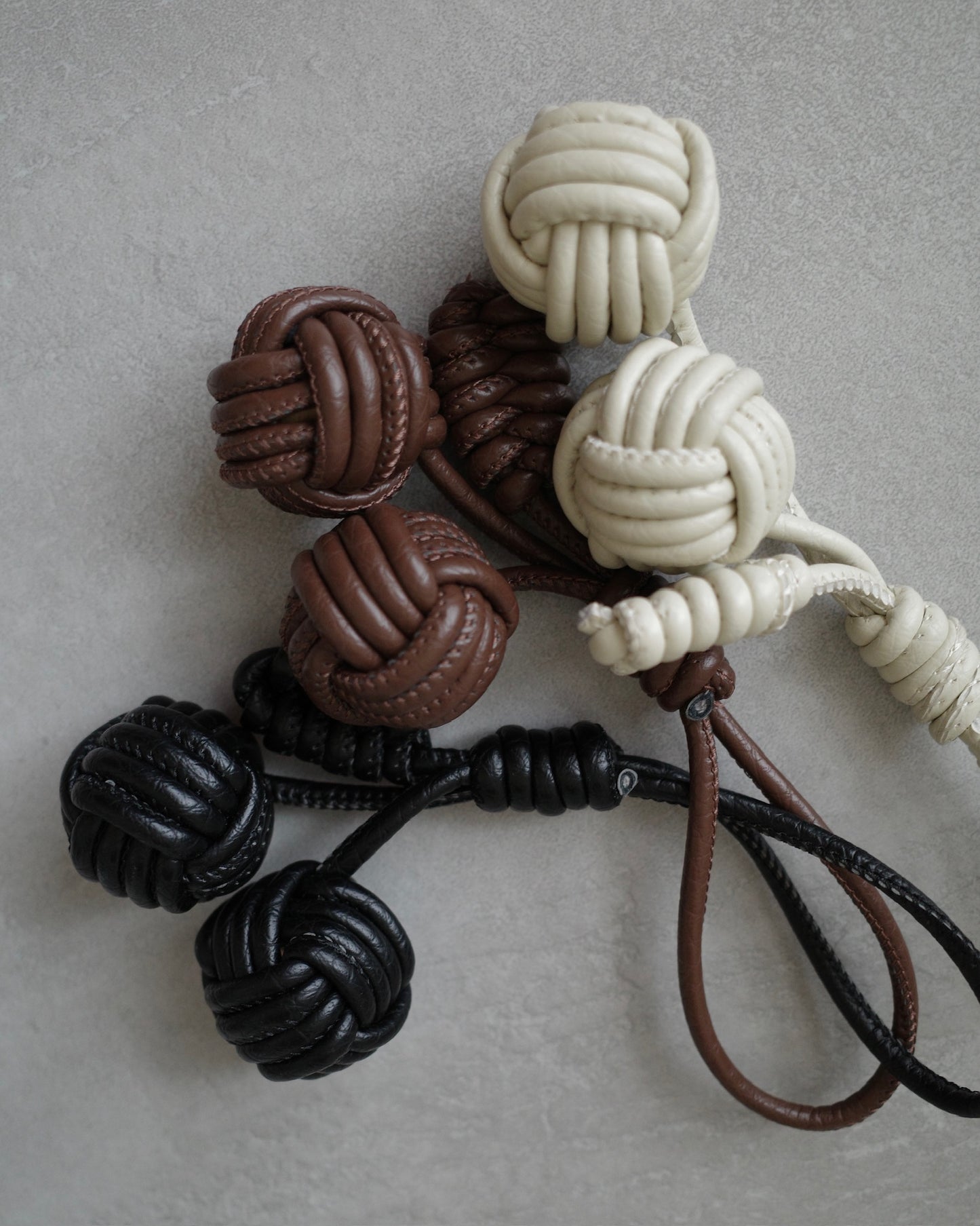 ツインオーブチャーム 2205