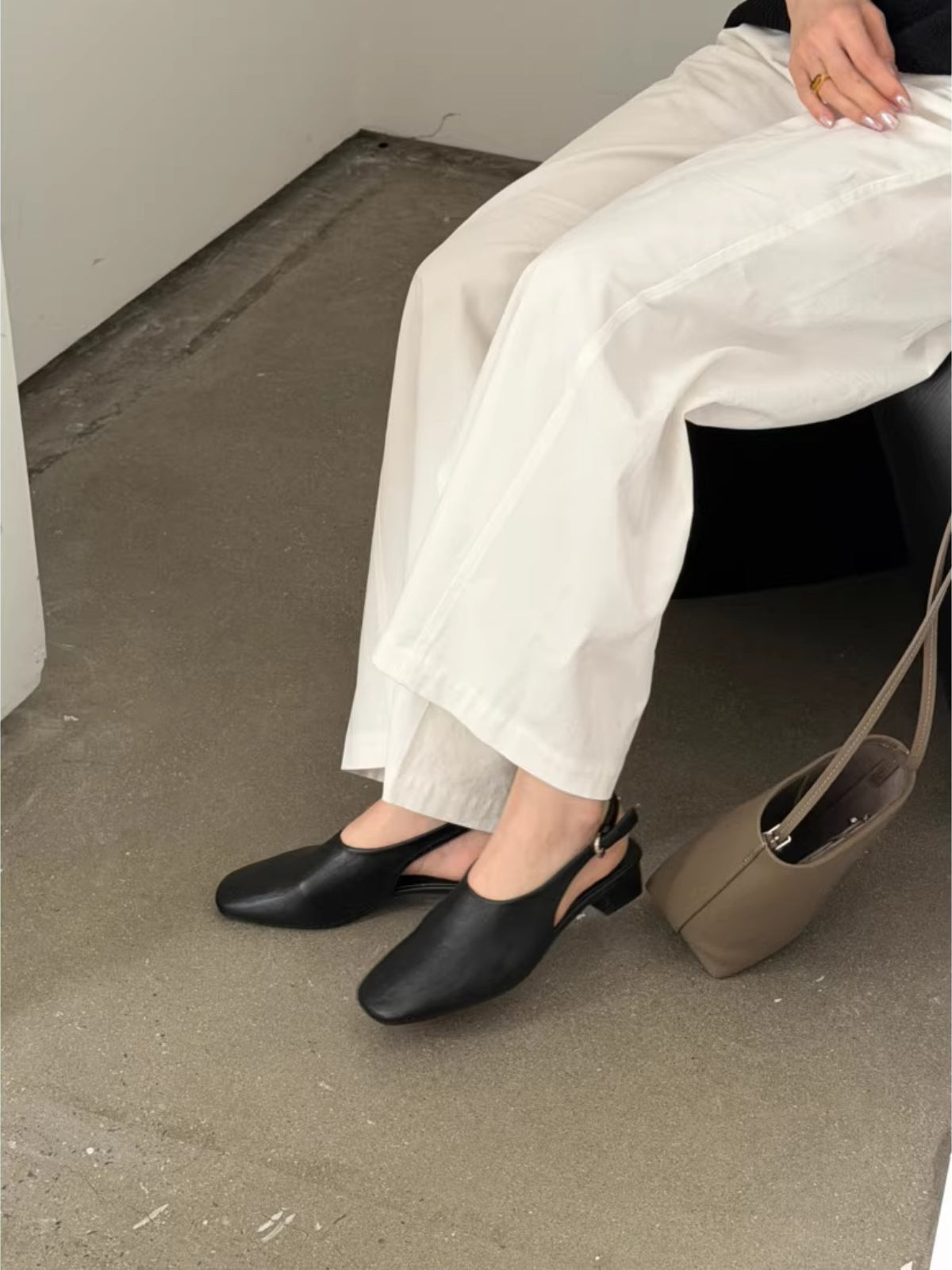 バックストラップフラットシューズ 2325