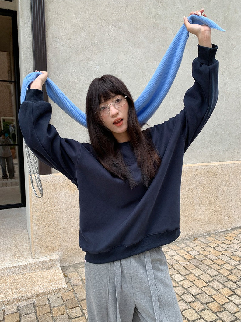 SCARF ACCENT SWEAT 2481