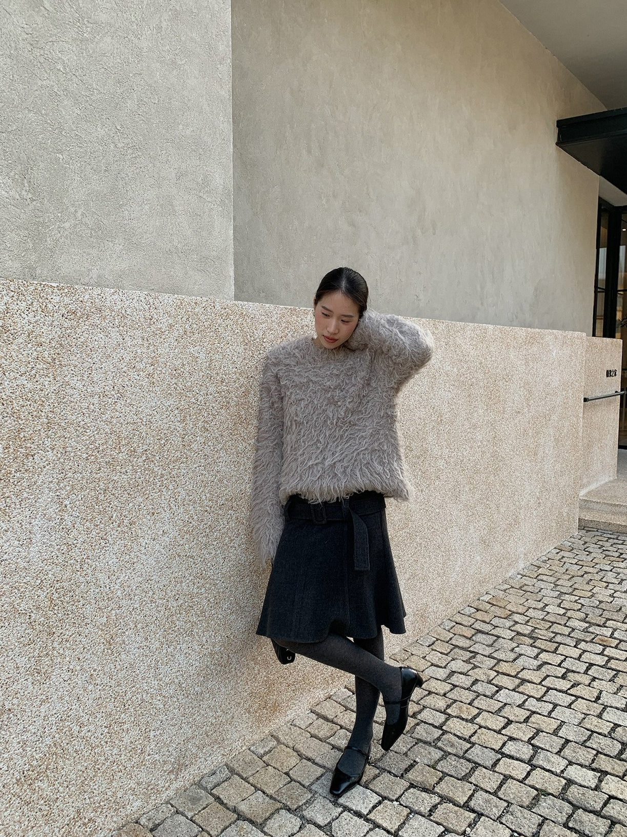 SHAGGY CREW KNIT 2499