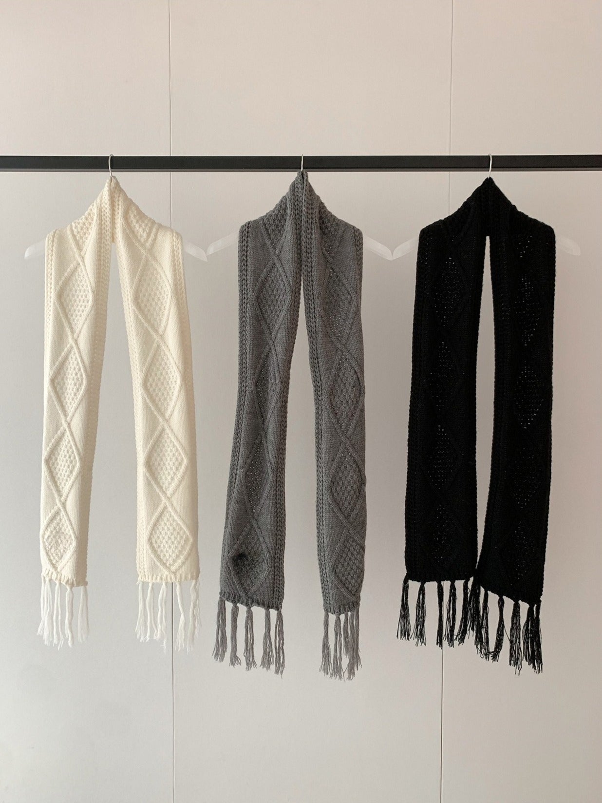 CABLE KNIT MUFFLER 2521