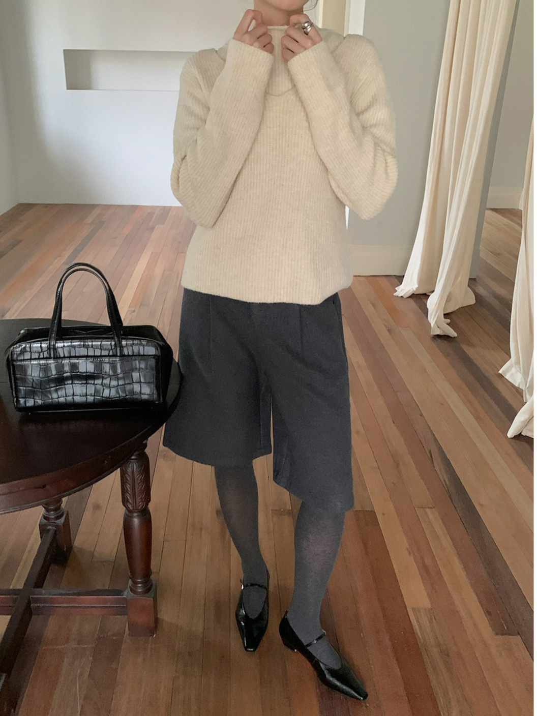 レイヤードプチハイネックニット 2210