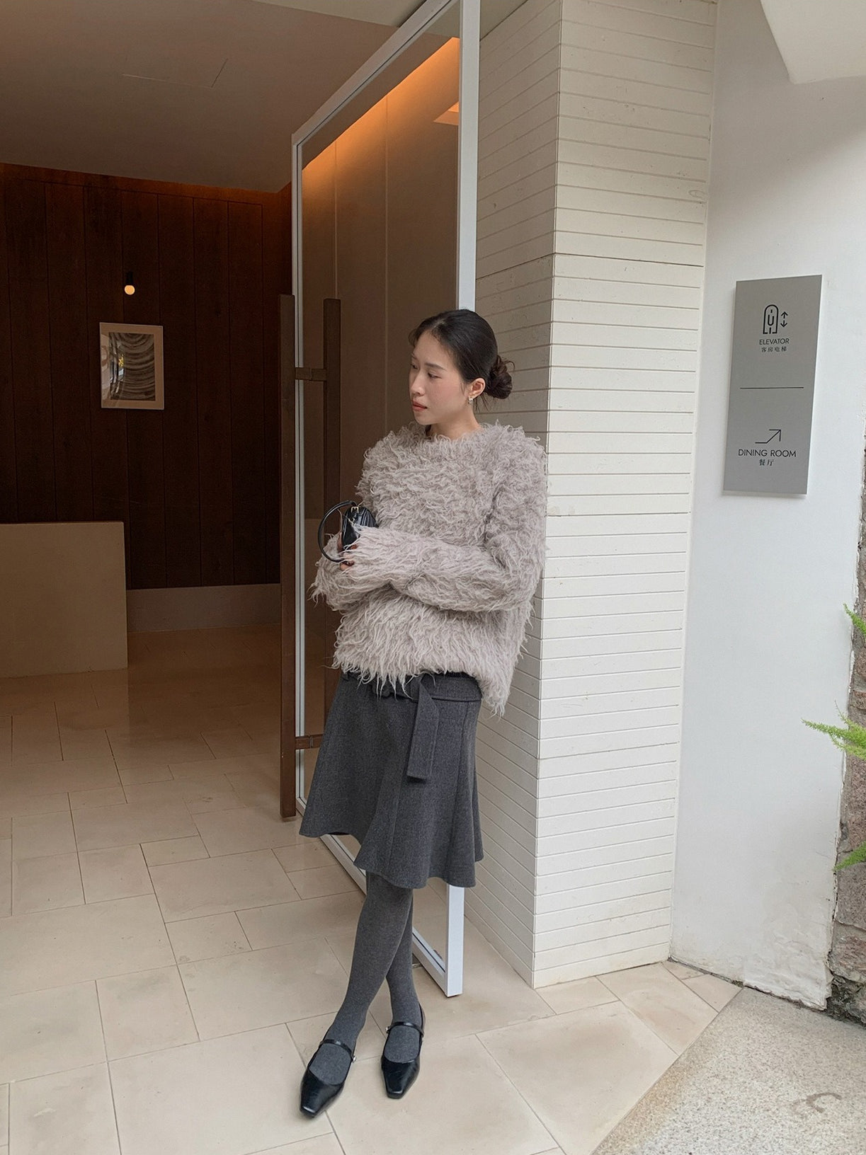 SHAGGY CREW KNIT 2499