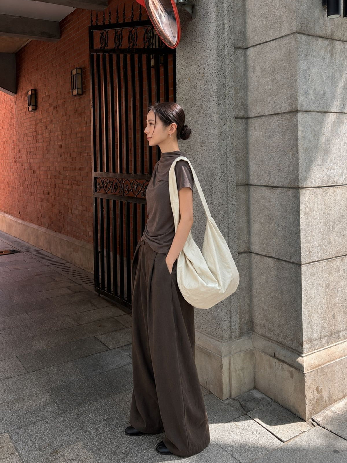 MINIMAL MOCK NECK TOP 2484