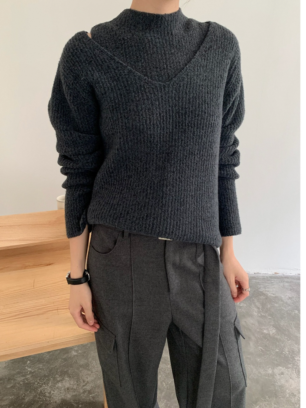 レイヤードプチハイネックニット 2210