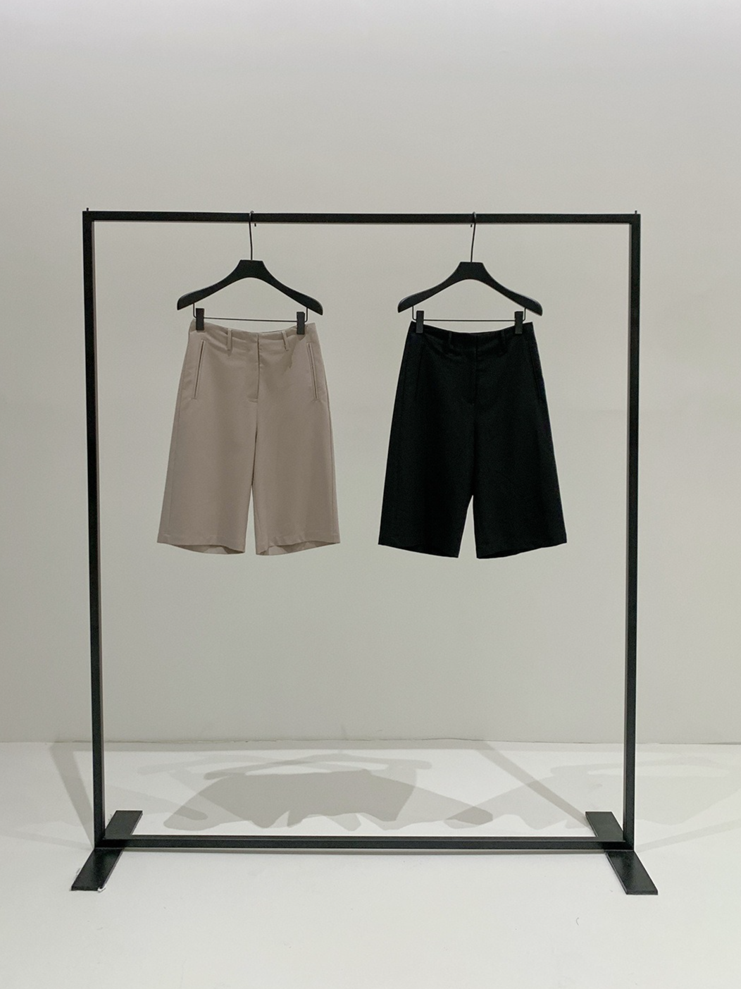 FLAT FRONT HALF PANTS 2118