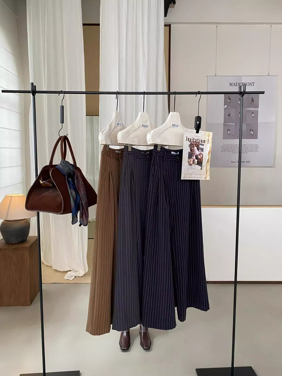 再入荷】ストライプダブルタックワイドパンツ(セットアップ可) 2104 再入荷】ストライプダブルタックワイドパンツ(セットアップ可) 2104