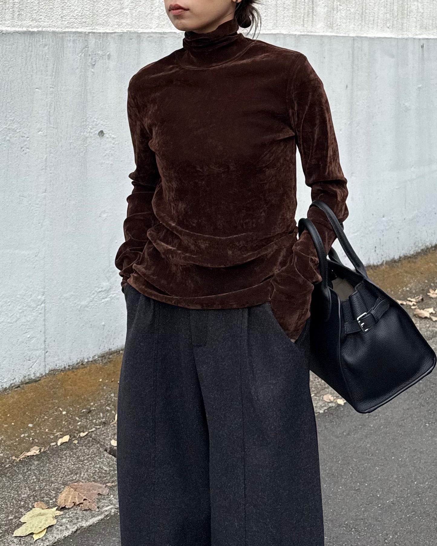 FLOCKED SHEER TURTLENECK 2224