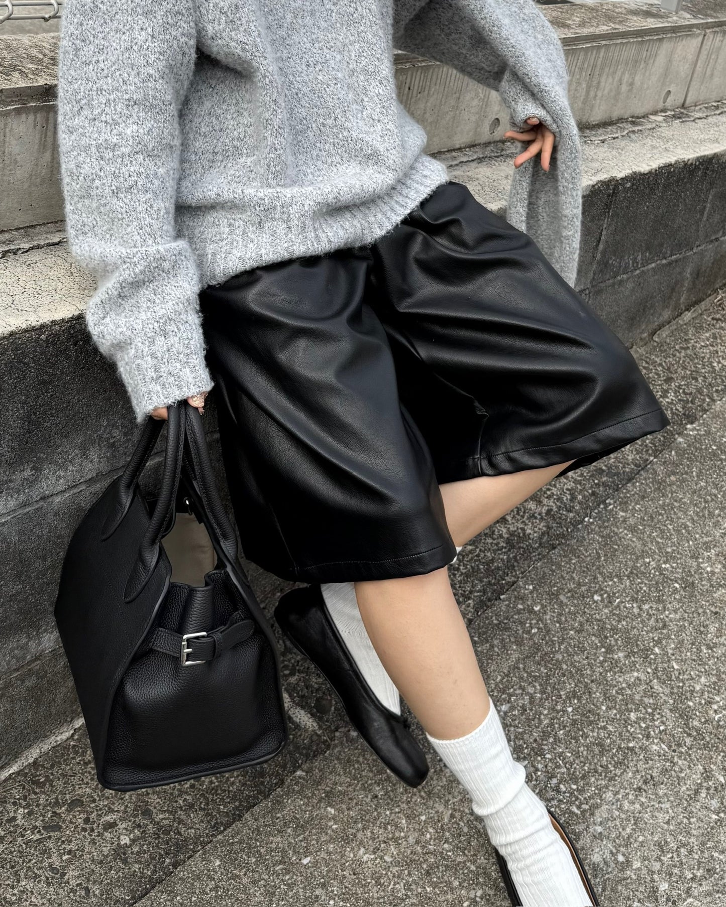 フェイクレザーガウチョパンツ 2225