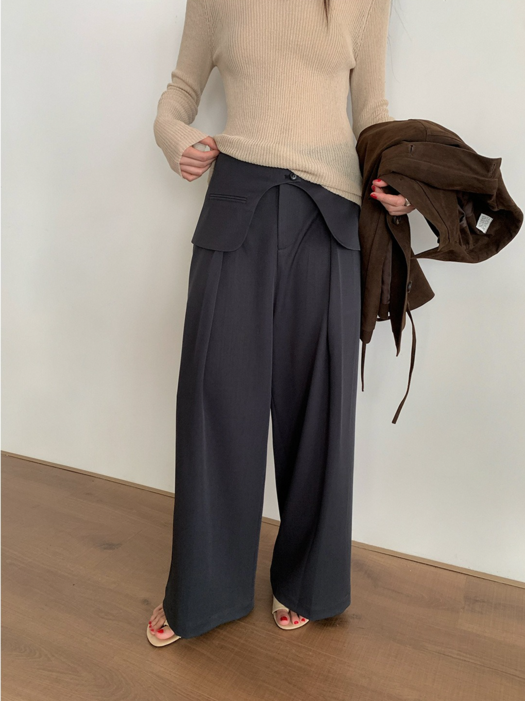LAYERED FLAP TUCK PANTS 2130