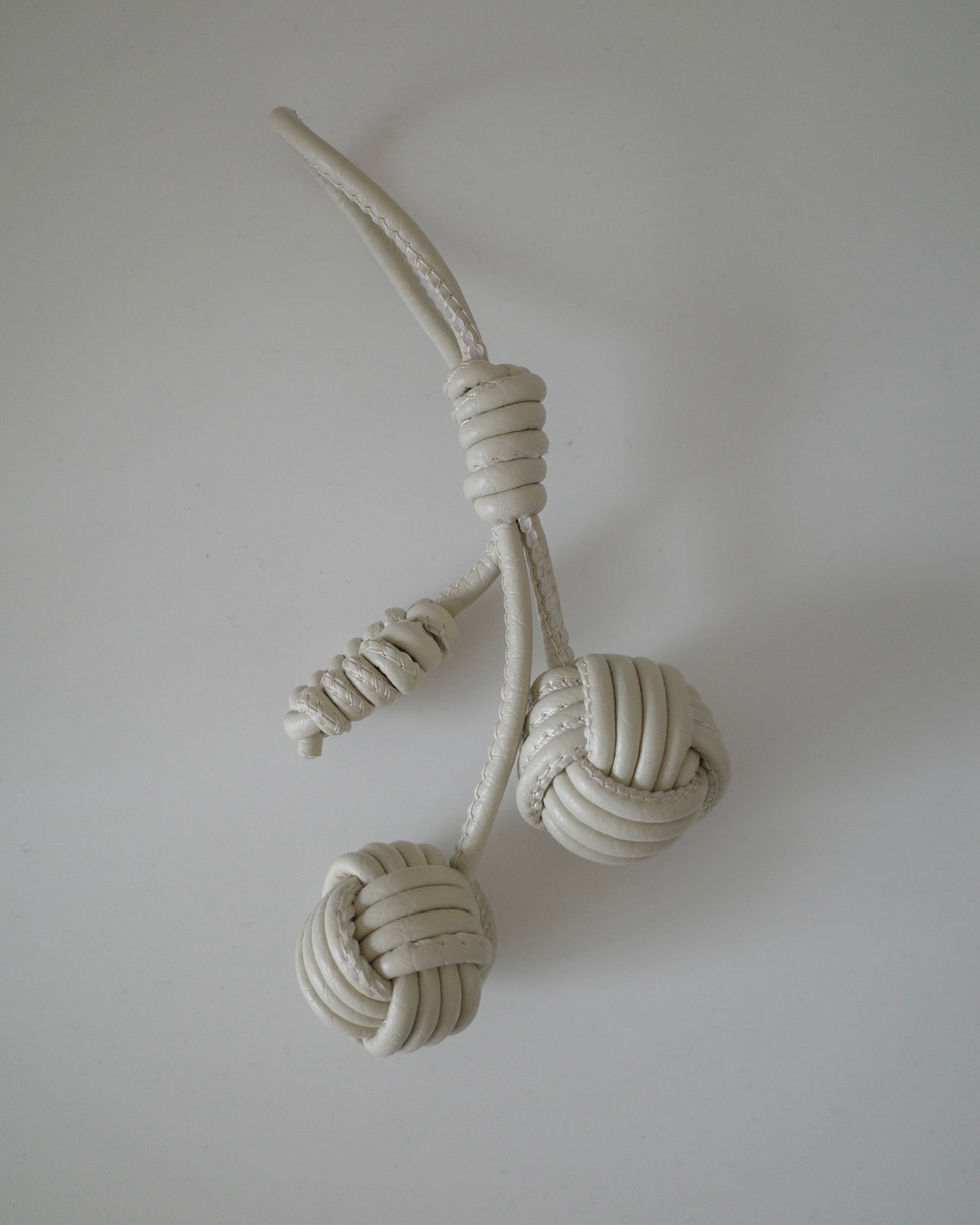 ツインオーブチャーム 2205