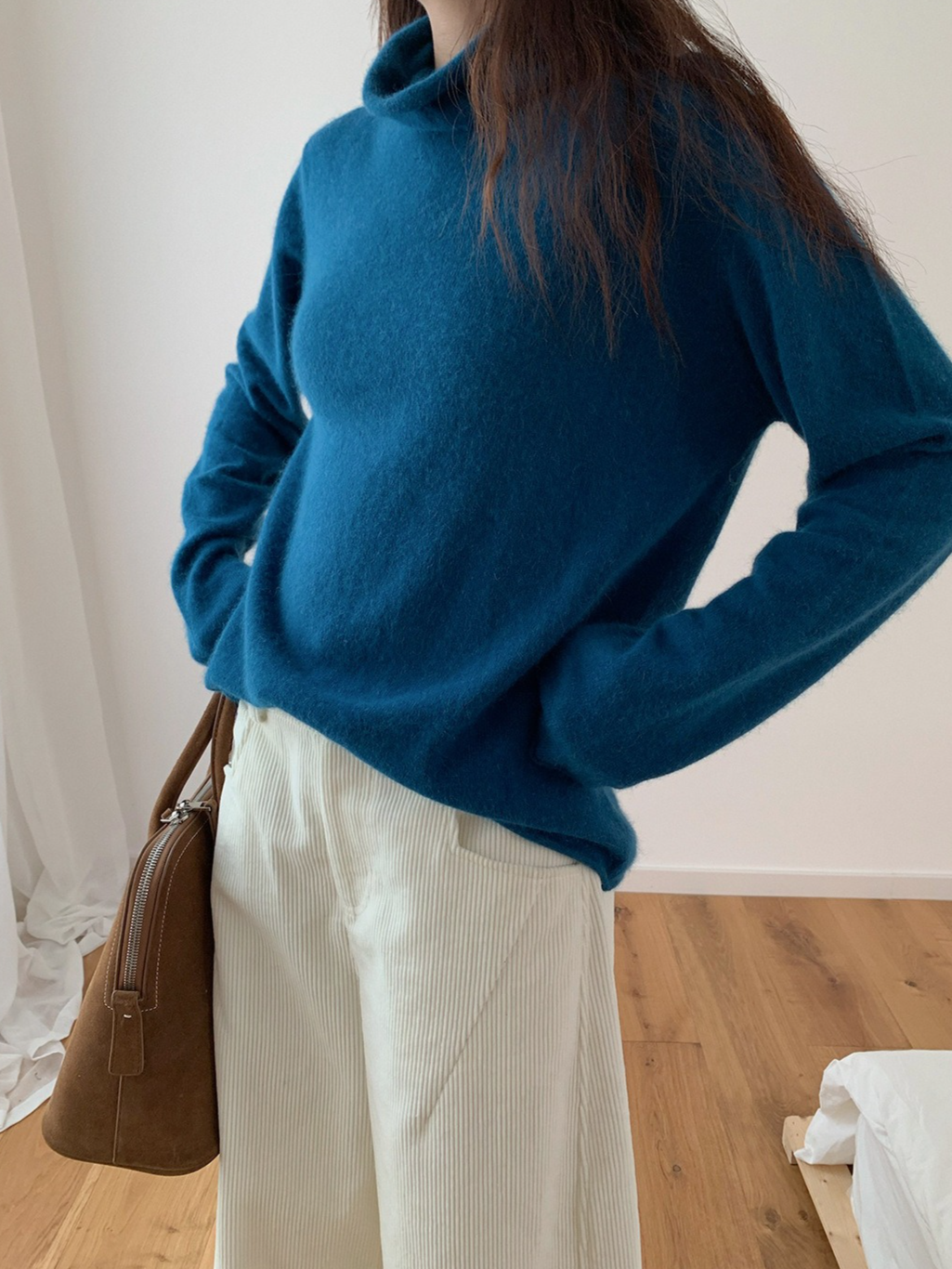 ルーズハイネックカラーニット 2200