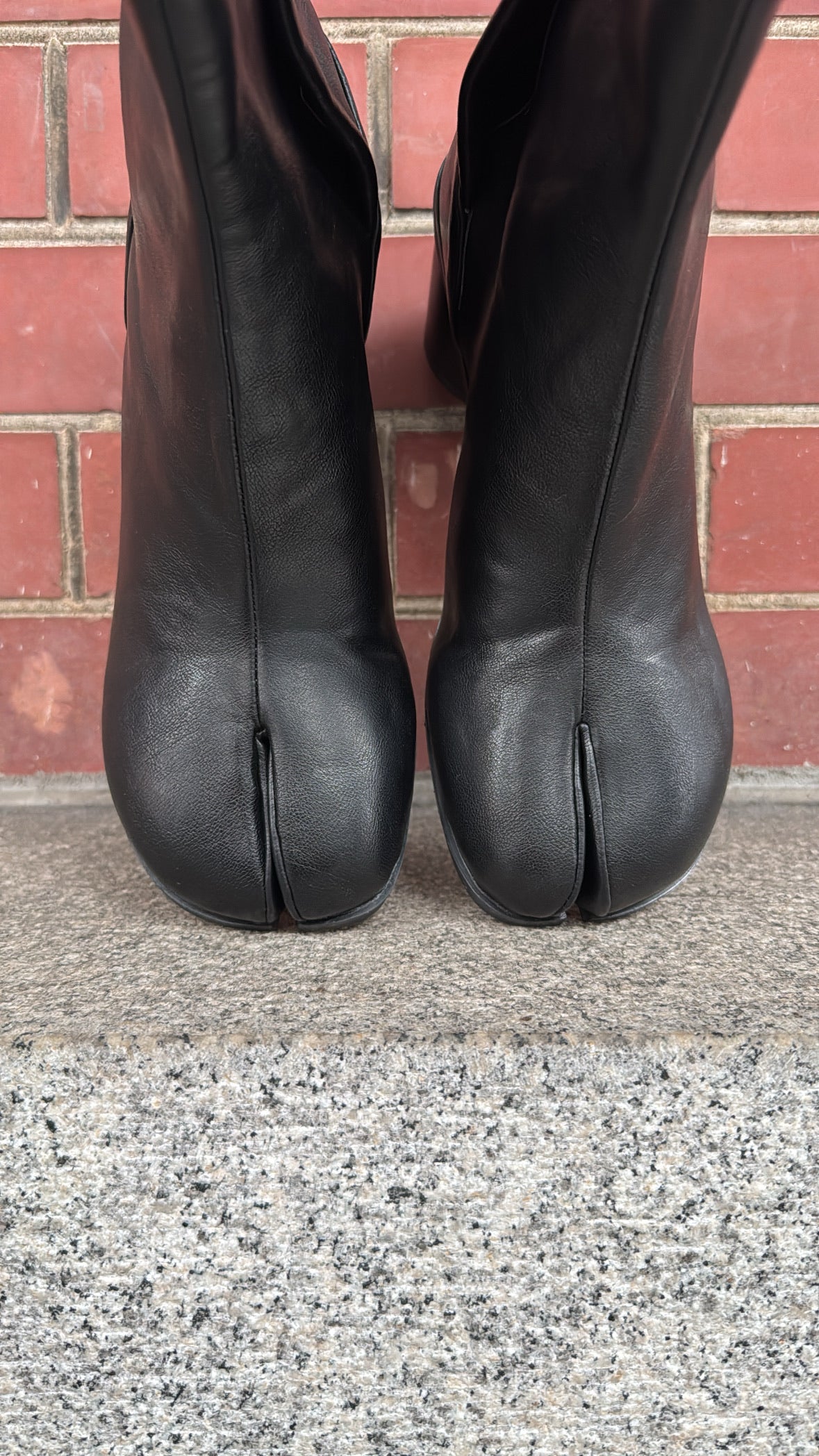 【再入荷】フェイクレザータビショートブーツ 1178