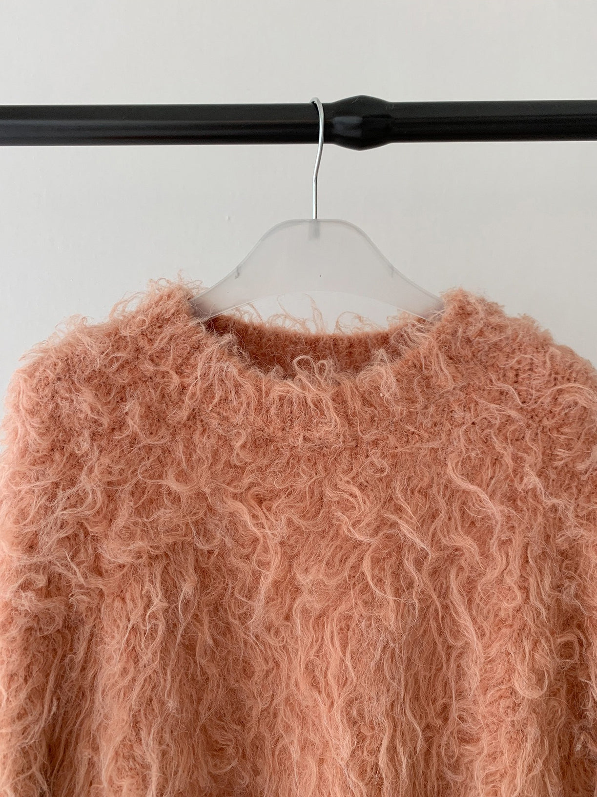 SHAGGY CREW KNIT 2499