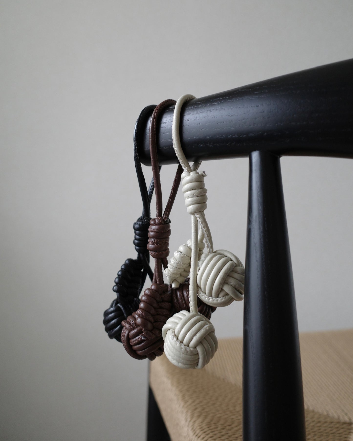 ツインオーブチャーム 2205