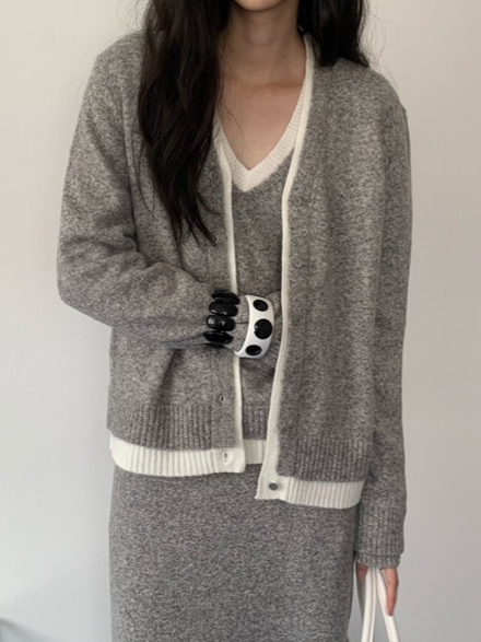 カラーブロックVネックニット 2213