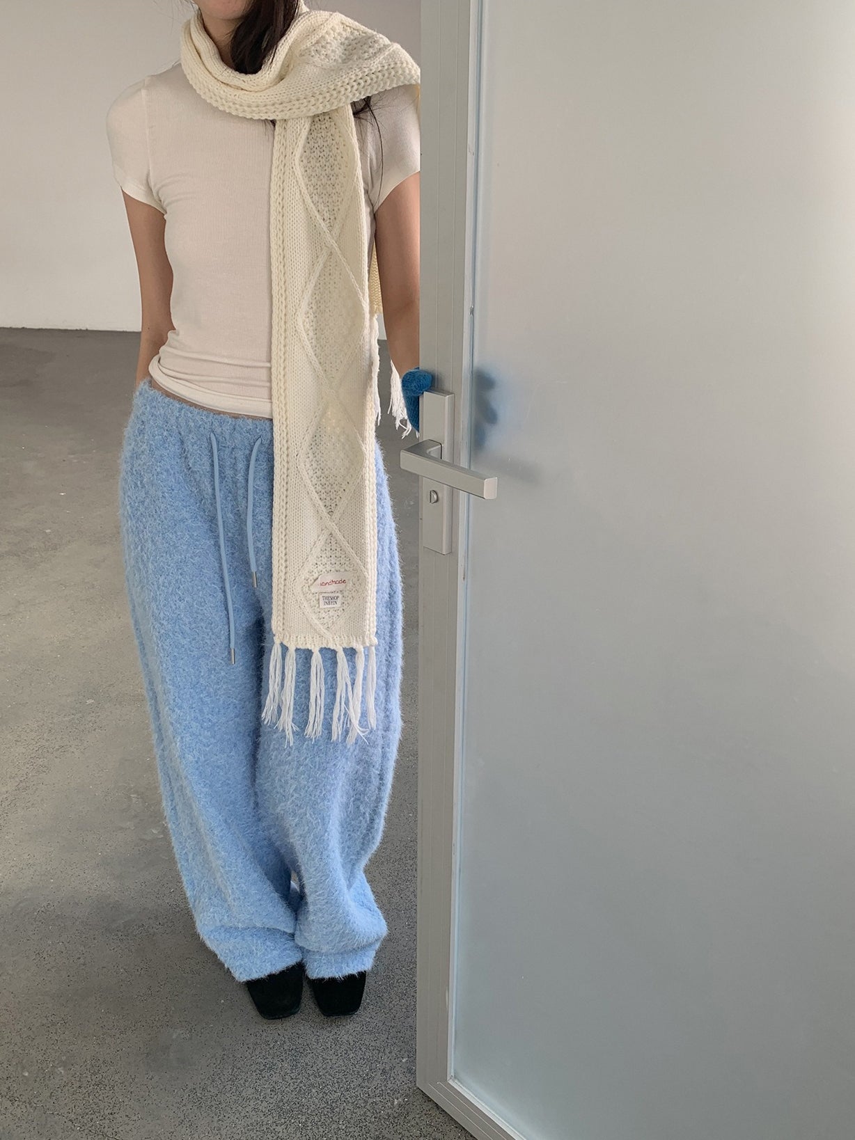 PRESSED WOOL PANTS 2520