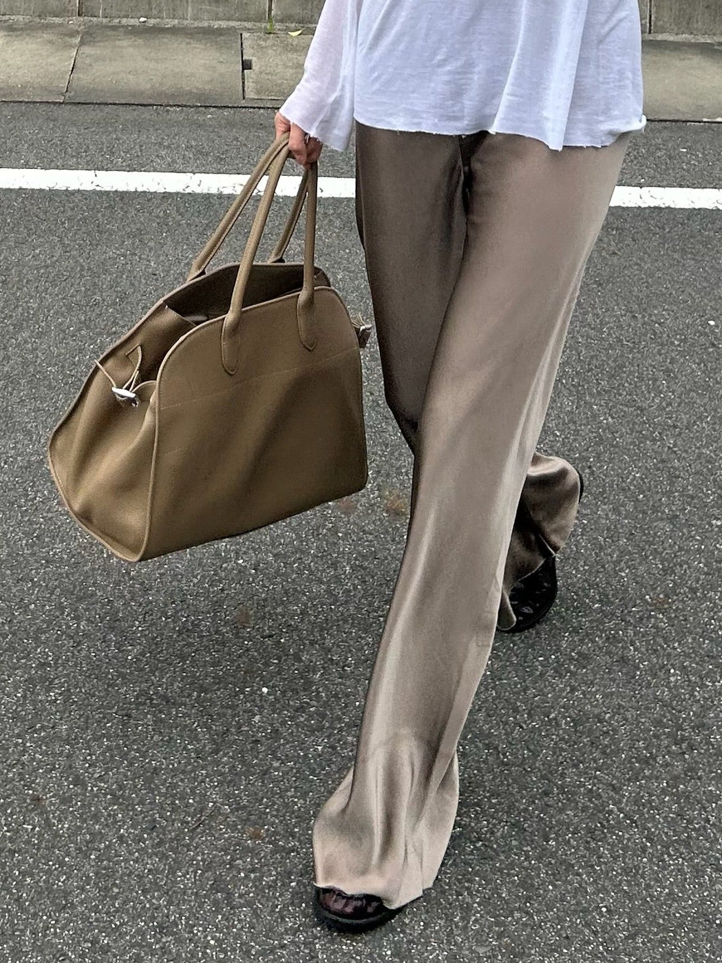 【再入荷】サテンリラックスワイドパンツ 0944