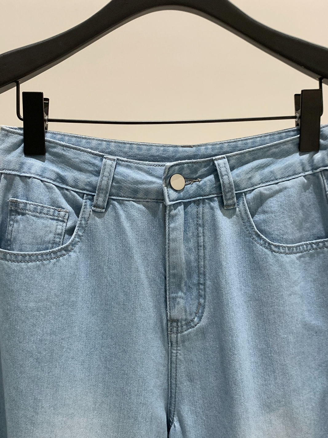 STRAIGHT SOFT-WASH DENIM 2134