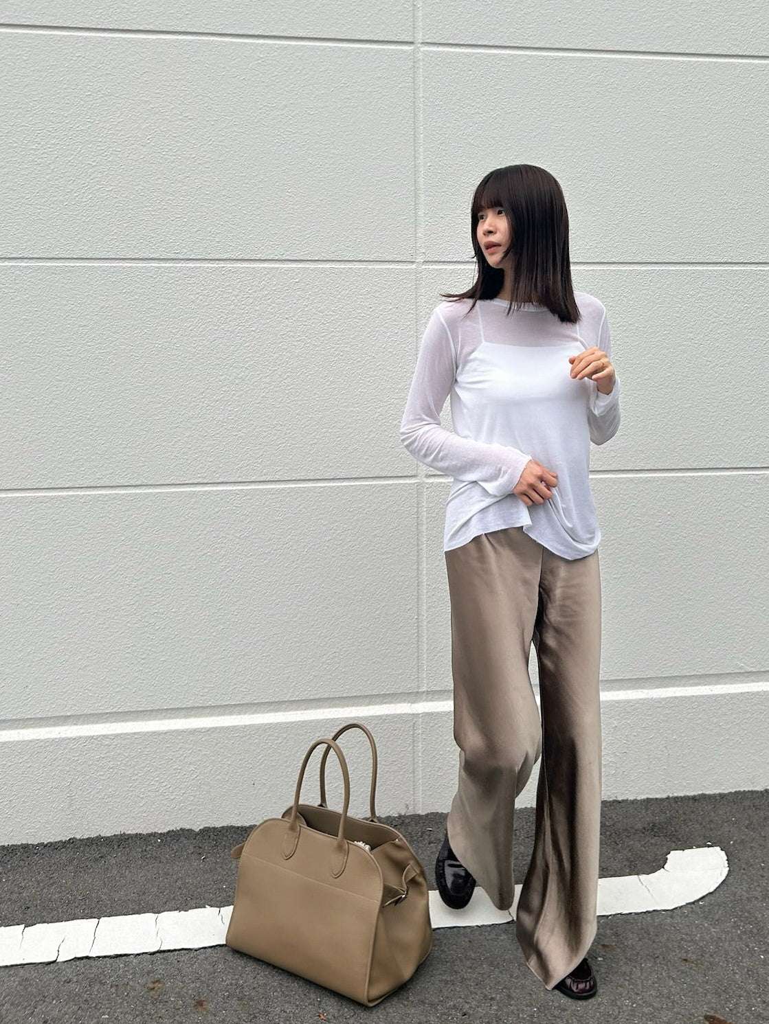 サテンリラックスワイドパンツ 0944 – gypsophila