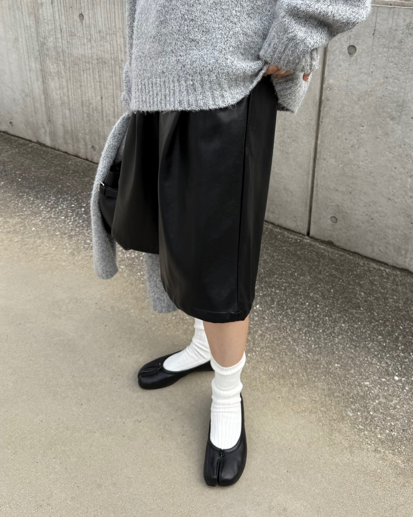 フェイクレザーガウチョパンツ 2225