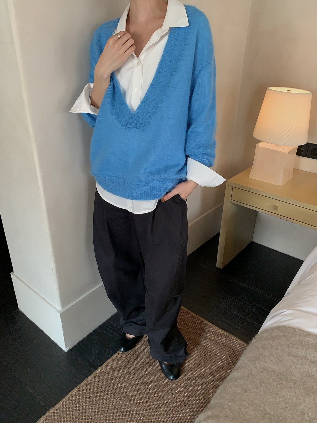 MOHAIR DEEP V-NECK KNIT 2465