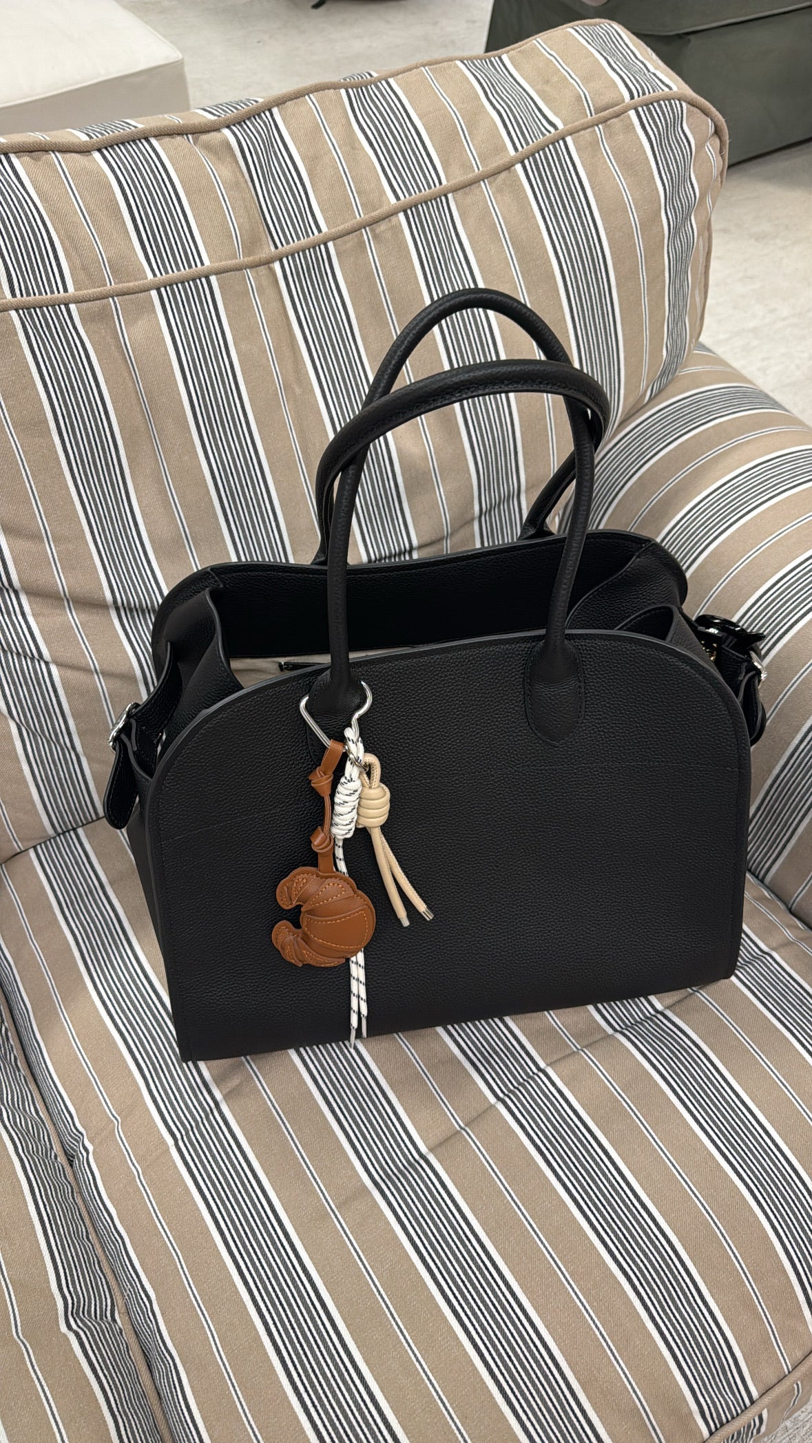 【予約商品】ベルトボストンバッグ(ラージ) 1425 ※12月中旬順次発送(Blackのみ)