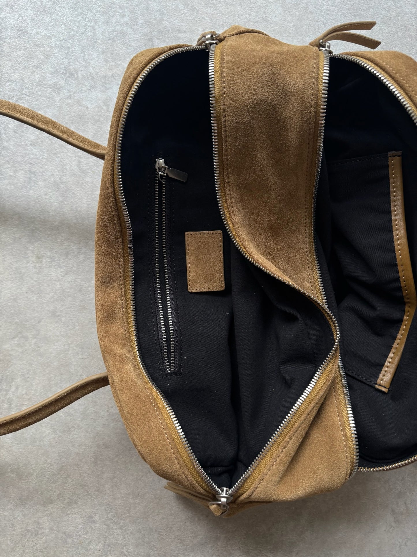 SUEDE WIDE BOSTON BAG 2495