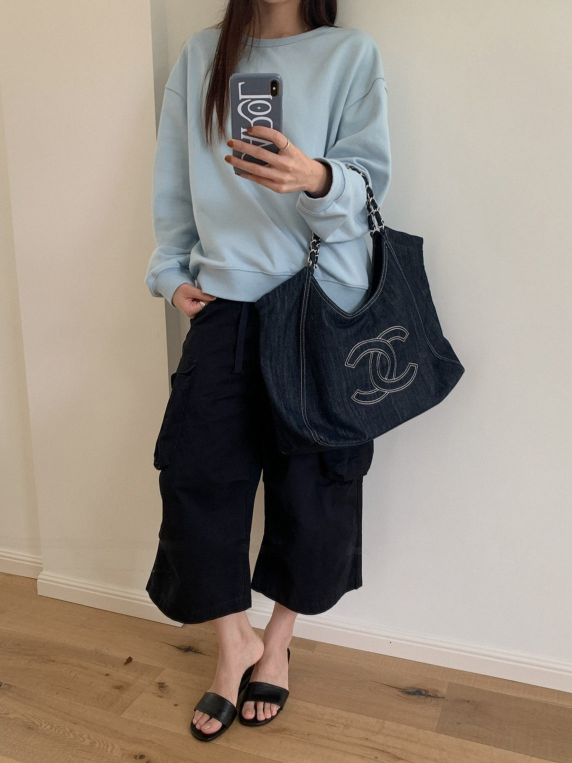 OPEN-BACK SWEATSHIRT 2446