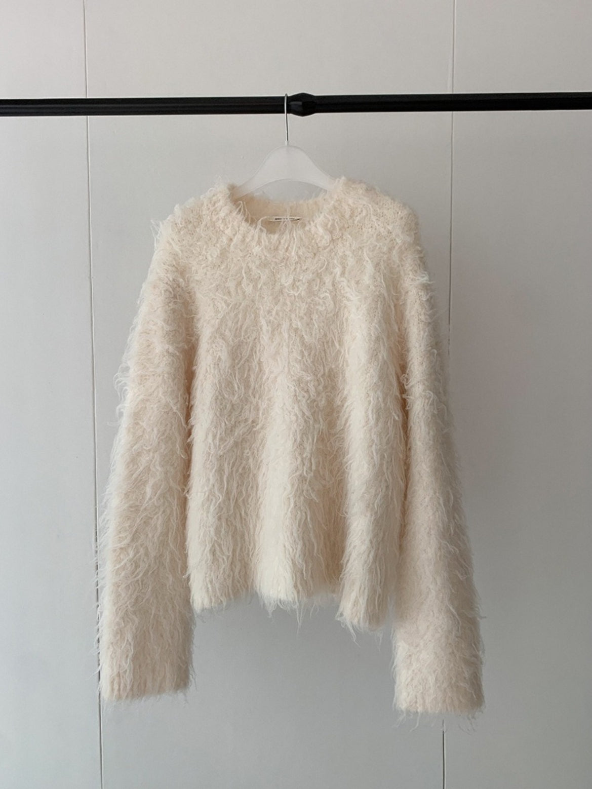 SHAGGY CREW KNIT 2499