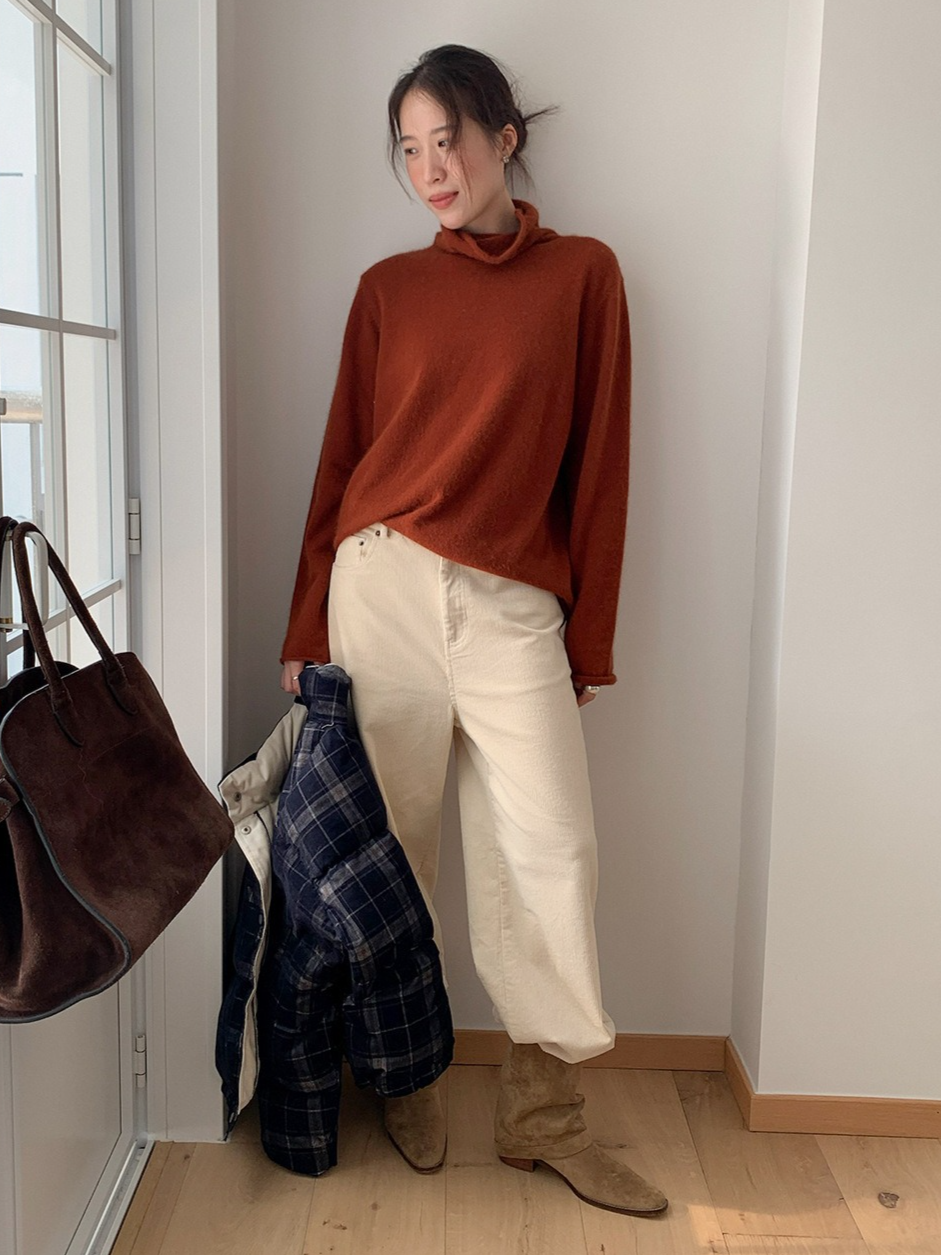 ルーズハイネックカラーニット 2200